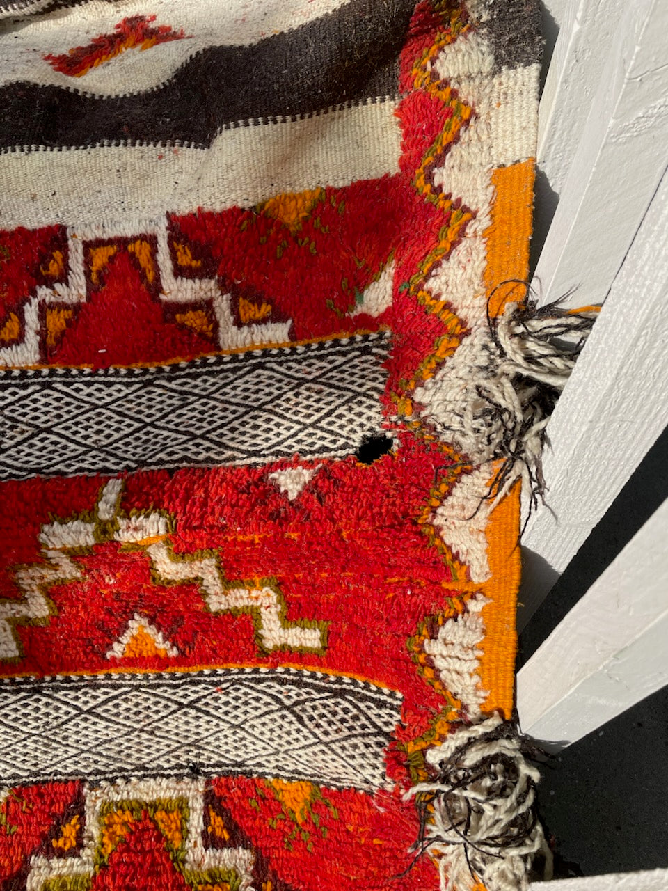 Tribal Art Rug Geometric Wool Chevron Pattern