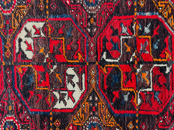 Dimensional Transitional Persian Area Rug Pile of Wool