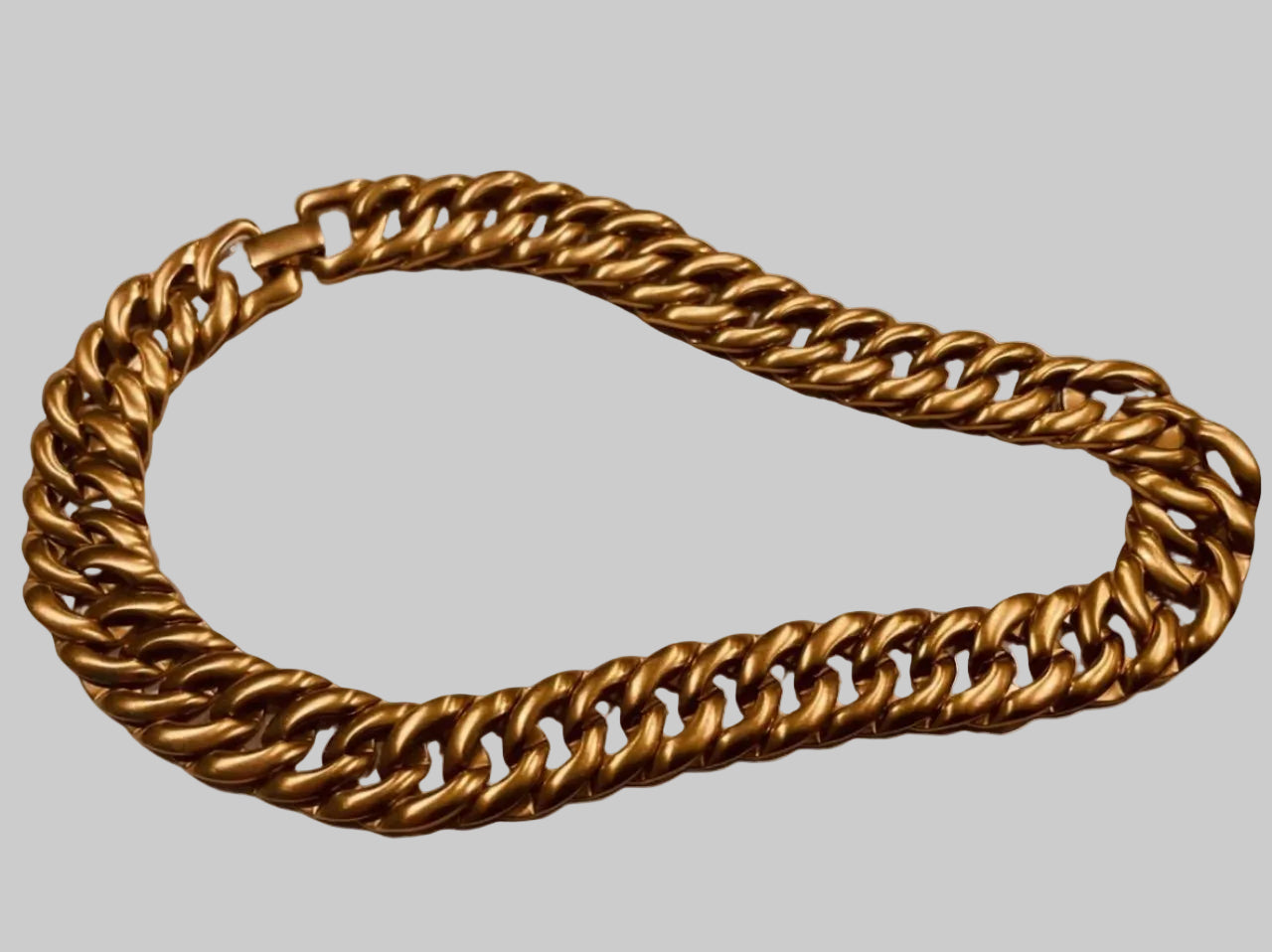 Holly Willoughby Sovereign Pendant Meaning Double Coin Necklace