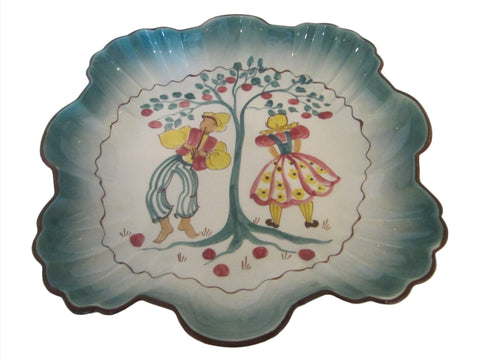 California Decora Ceramica Apple Tree Figurative Ribbed Fruit Bowl