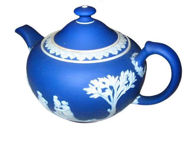 antique blue jasper wedgwood design tea set Wedgwood England Blue Jasper White Aphrodite Bass Relief Teapot – Designer  Unique Finds