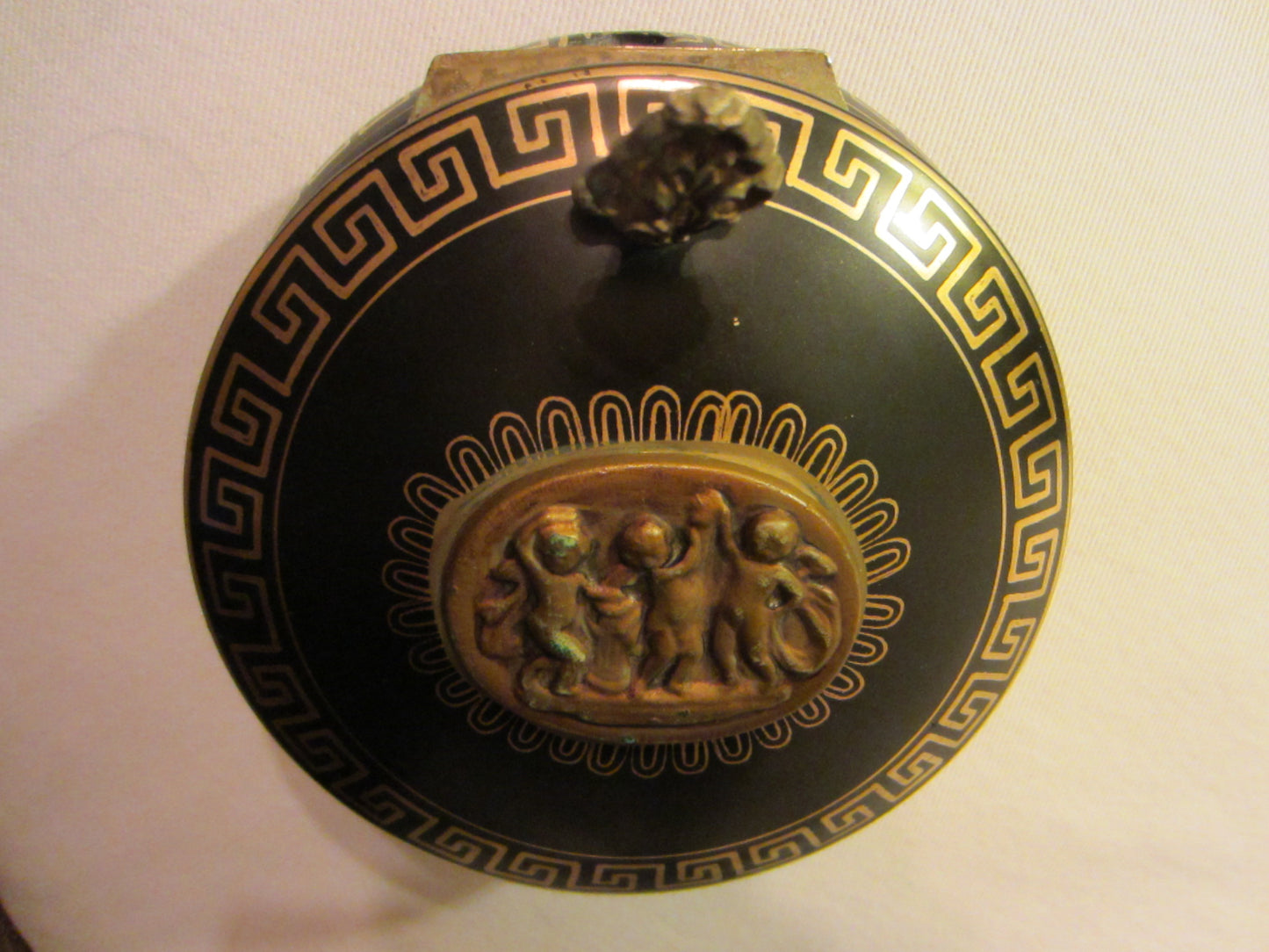 Arnart Porcelain Beehive Flip Top Ashtray Gilt Bronze Handle