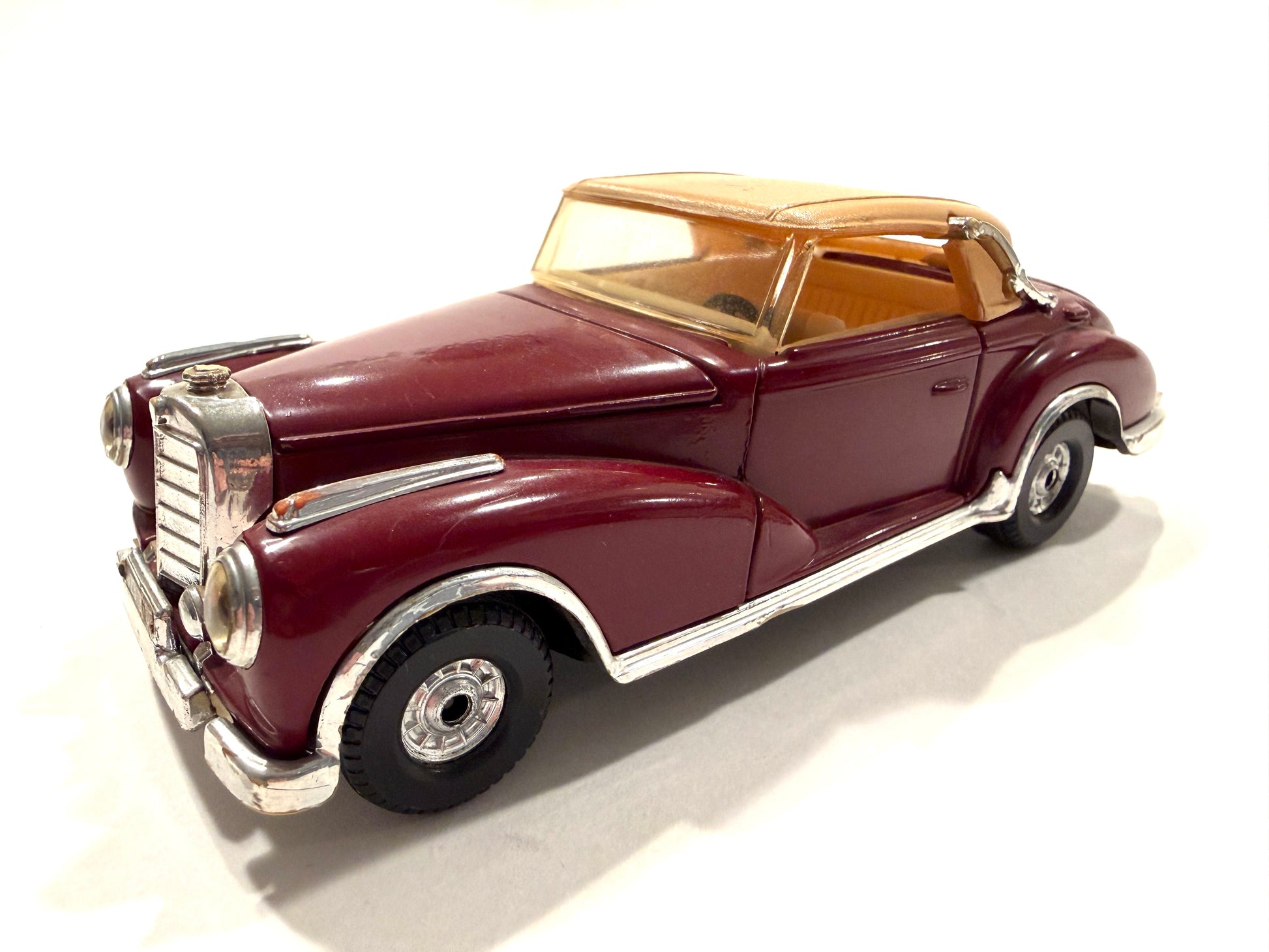 Mercedes Benz Model 300 S Corgi Diecast Model Car Made In Great Britain