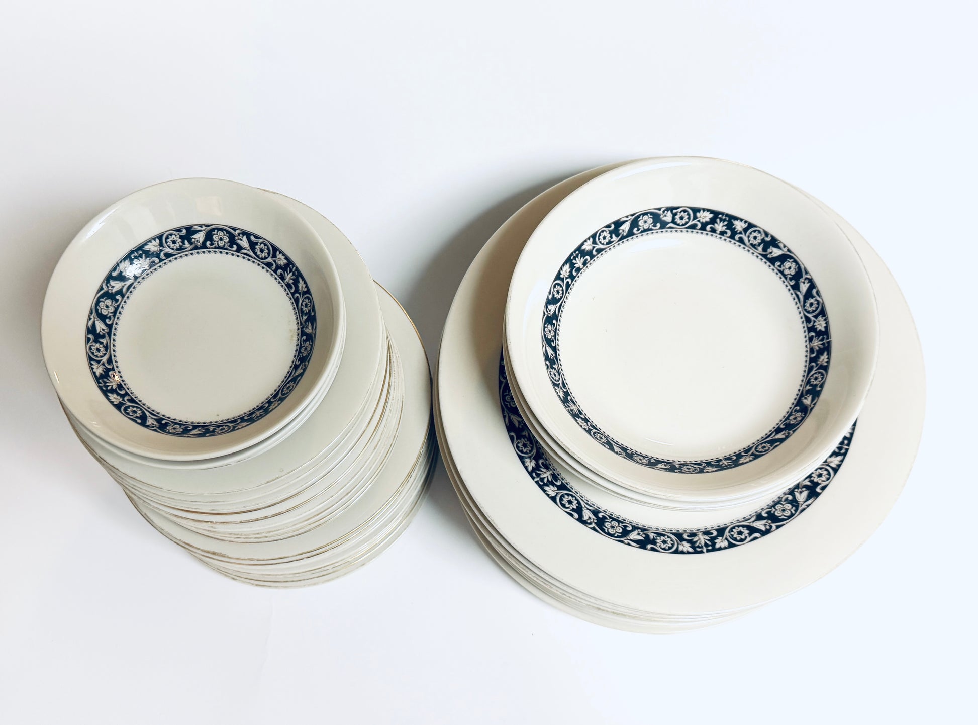 Love Song Fine China Collection Brief Dinner Set By Berkeley House Japan