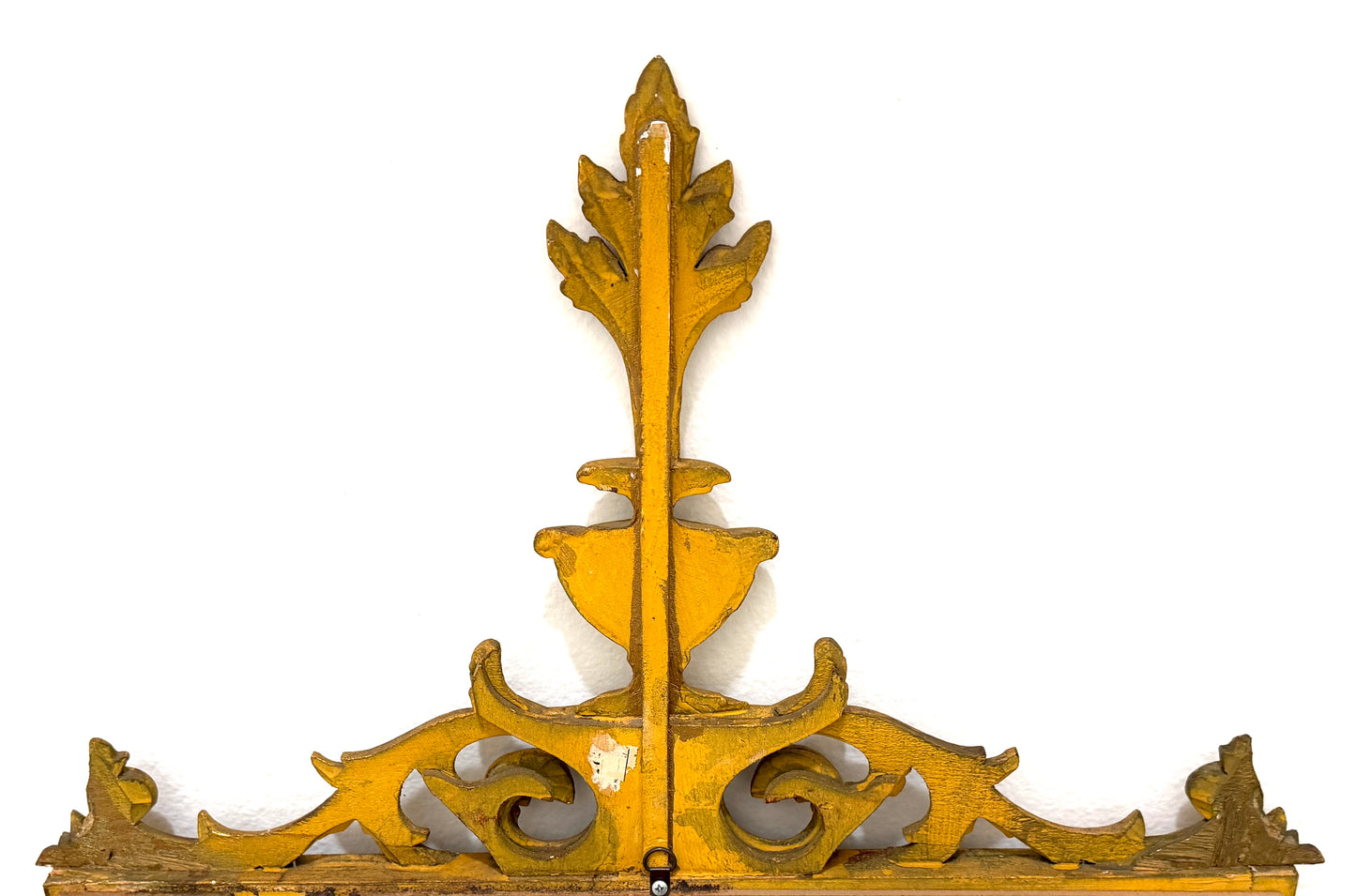Rococo Style Italian Gold Leaf Scrolled Vase Acanthus Leaf Crest Mirror
