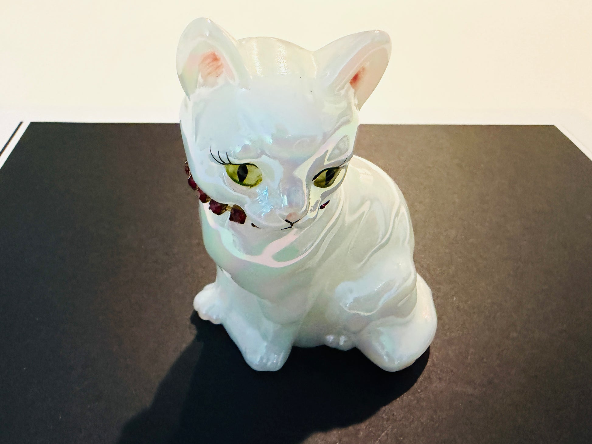 Vintage Fenton Art Glass Opalescent Calendar Cat Signed By Artist