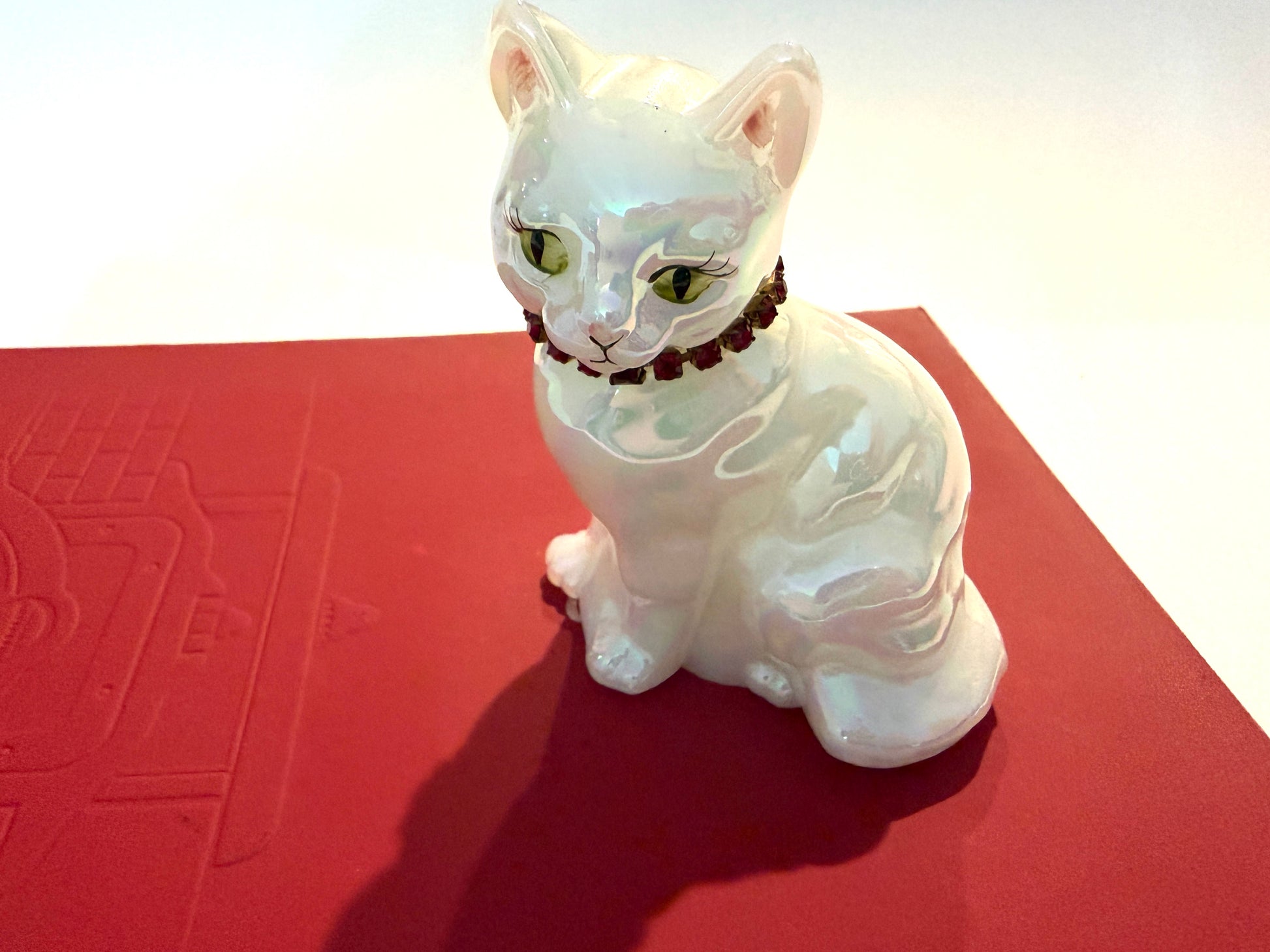 Vintage Fenton Art Glass Opalescent Calendar Cat Signed By Artist