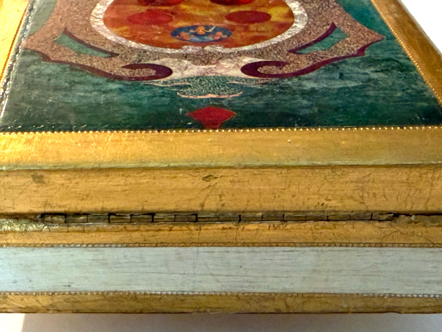 Florentine Hand Crafted Painted Gilt Decorated Folk Italian Humidor Box