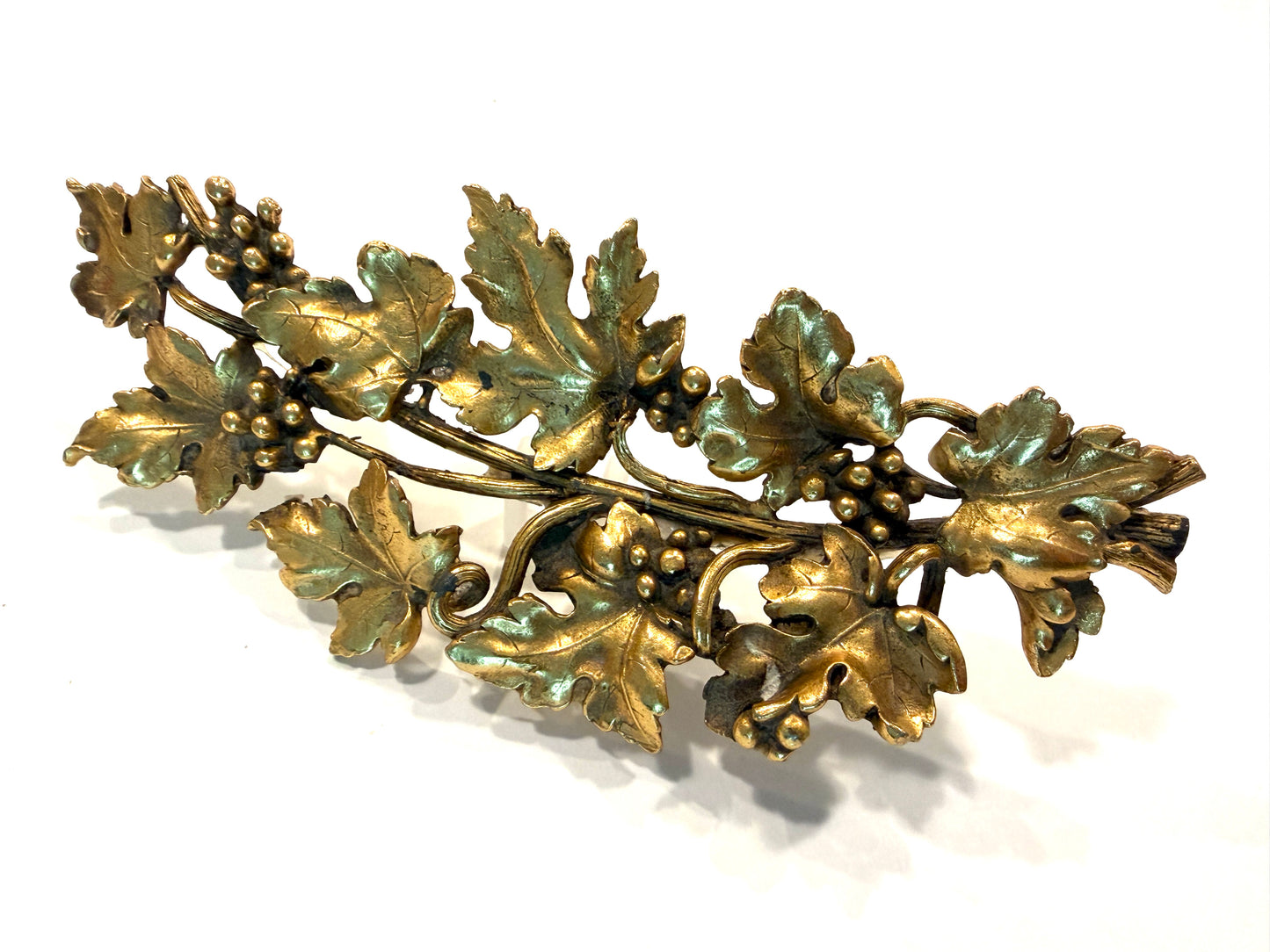 Bronze Grape Decorating Gilded Leaf With Cluster Berries