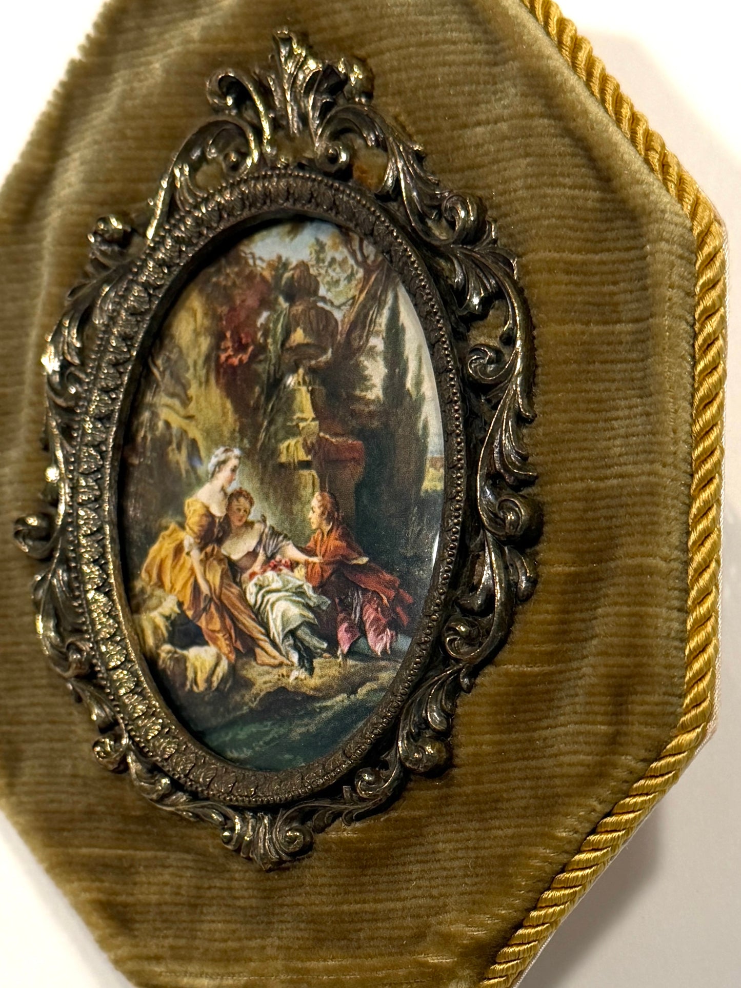 Treasure From Italy Broadway Figurative Textile Wall Tapestry