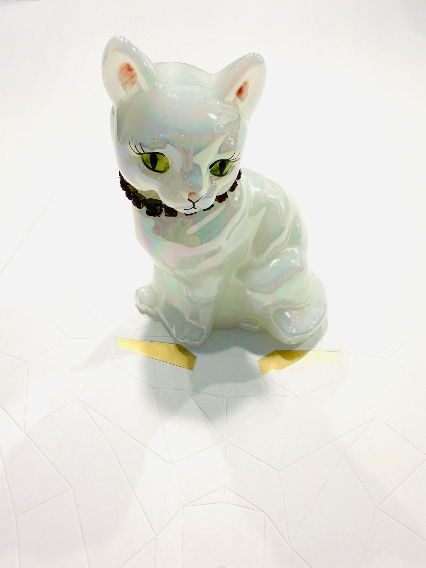 Vintage Fenton Art Glass Opalescent Calendar Cat Signed By Artist