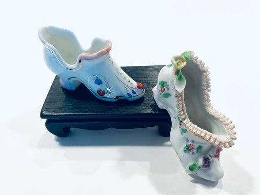 Miniature Porcelain Majolica Floral Shoes Hand Painted Occupied Japan