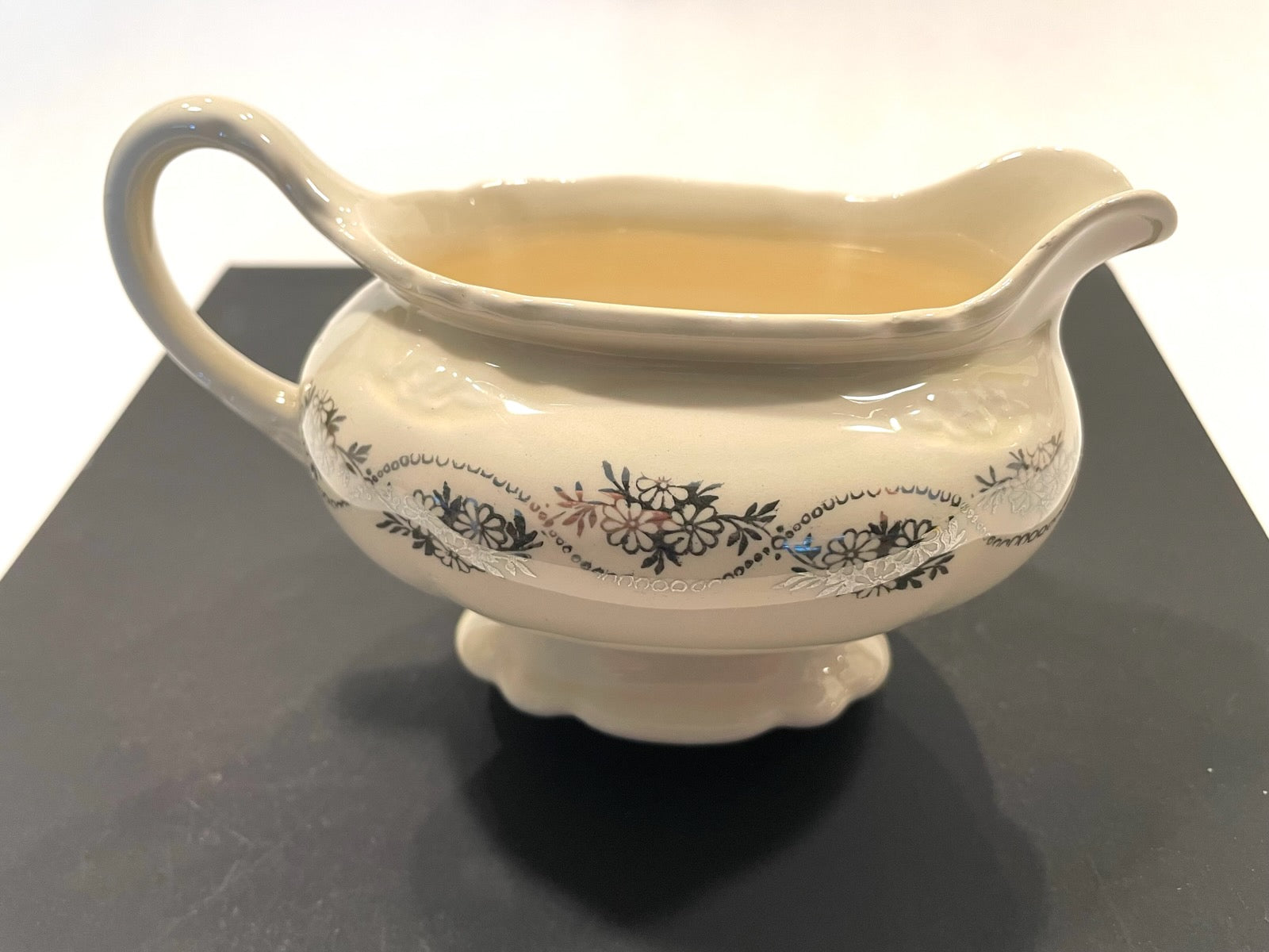 Homer Laughlin Virginia Rose Design Set of Creamer and Sugar Bowls