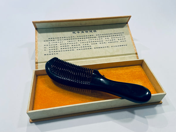 Asian Black Calligraphic Hand Held Hair Comb In Golden Textured Box