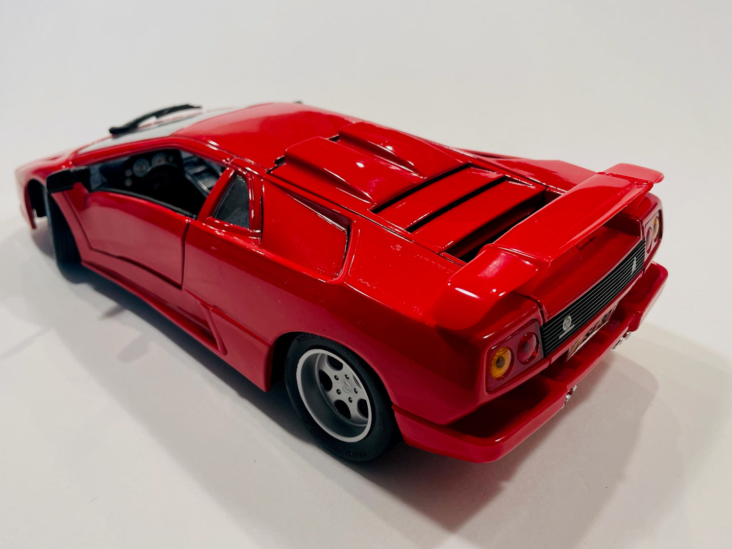 Red Lamborghini Maisto Sport Diecast Model Car