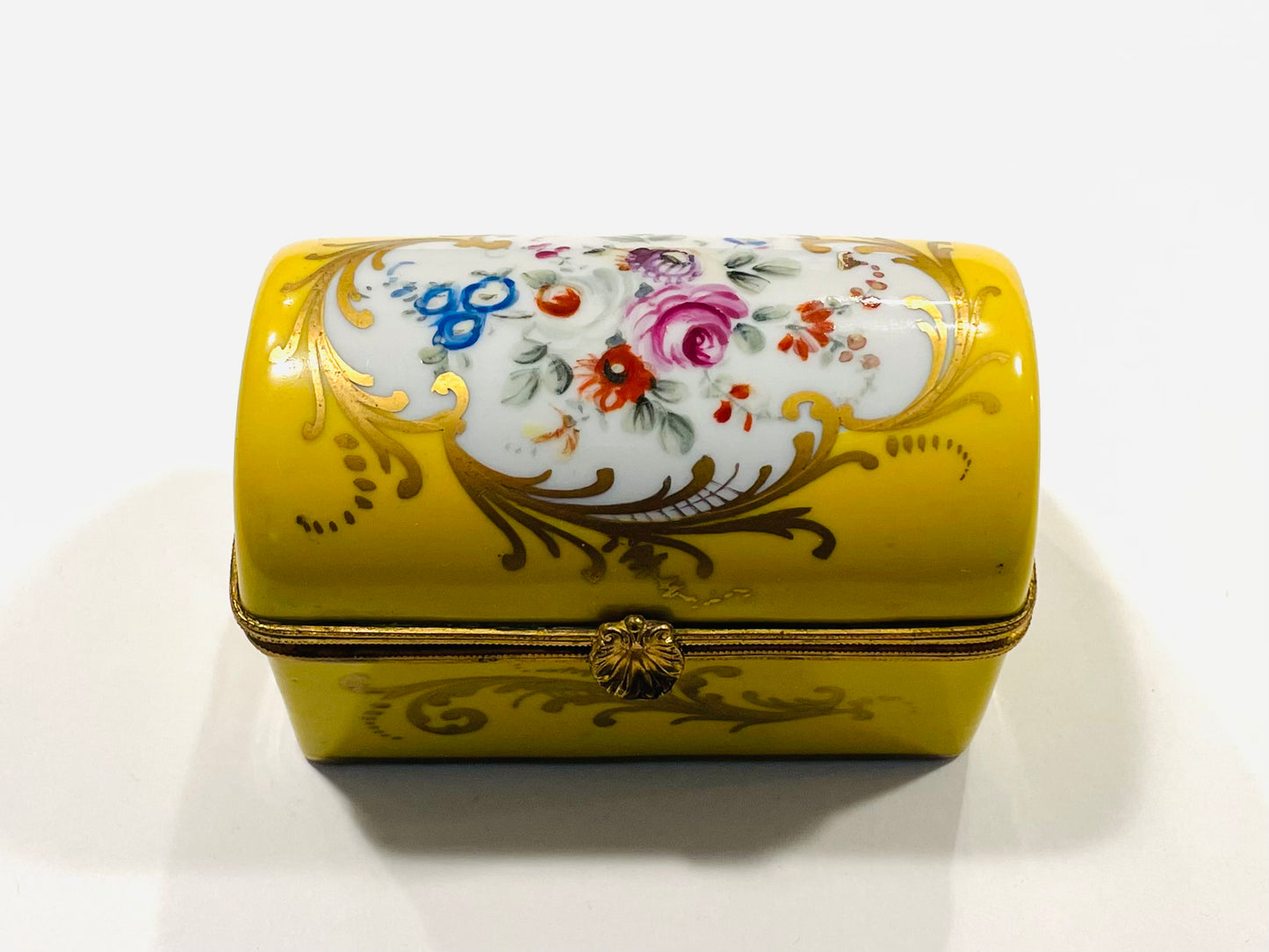 Early 20th Century Yellow Porcelain France Hand Painted Floral Medallions Chest W Tray Set