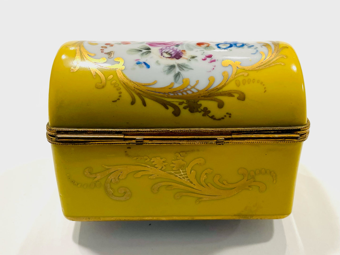 Early 20th Century Yellow Porcelain France Hand Painted Floral Medallions Chest W Tray Set