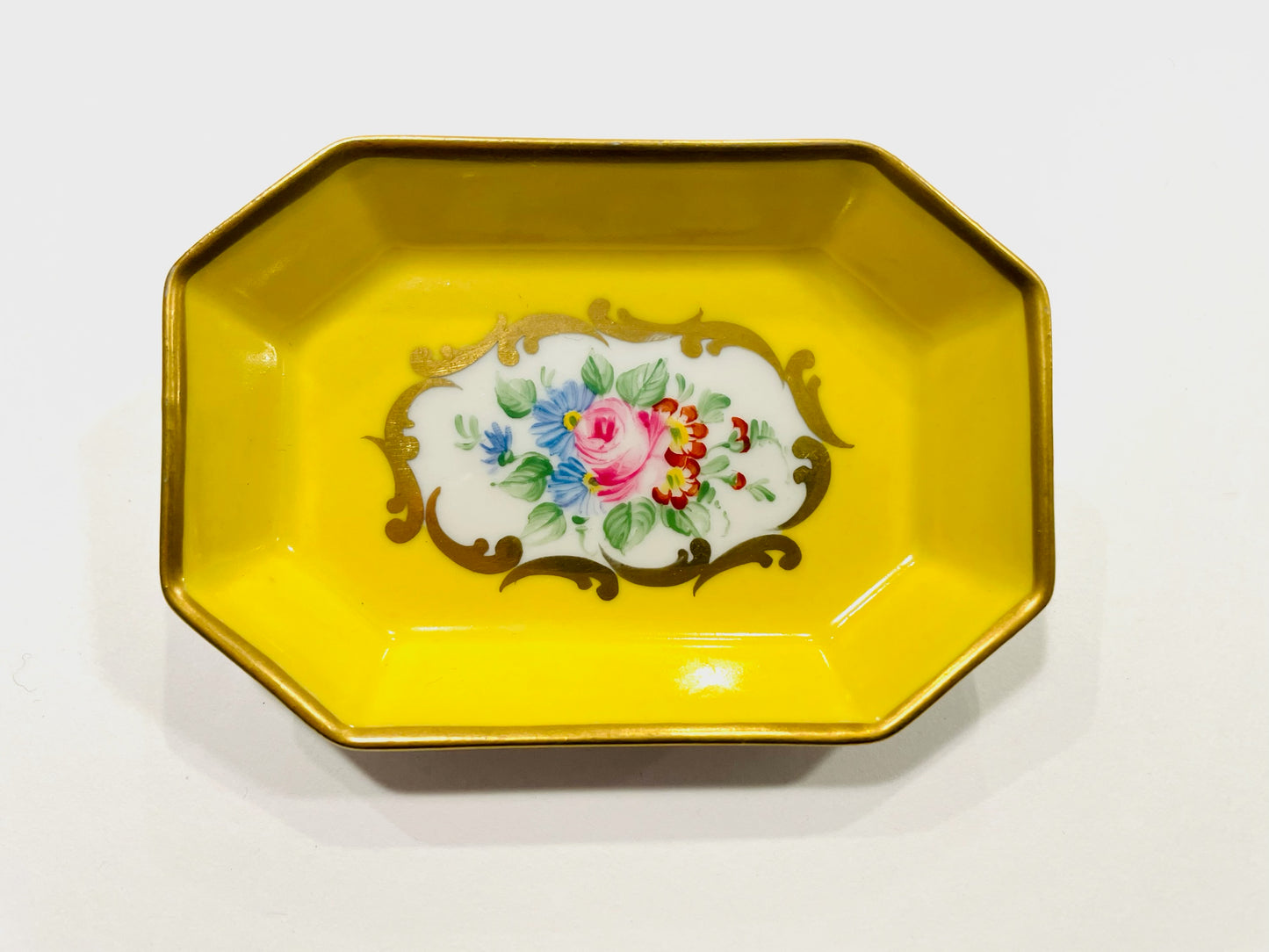 Early 20th Century Yellow Porcelain France Hand Painted Floral Medallions Chest W Tray Set