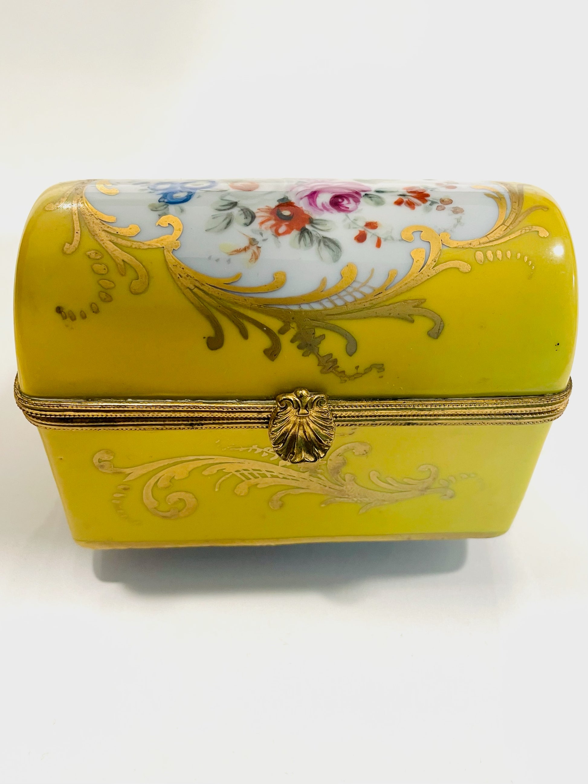 Early 20th Century Yellow Porcelain France Hand Painted Floral Medallions Chest W Tray Set