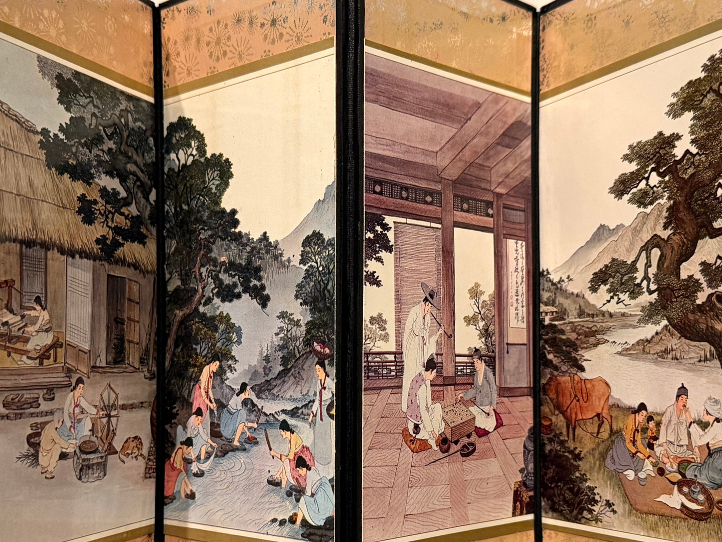 Chinese Korean Eight Panel Decorative Tabletop Byobu With Signature