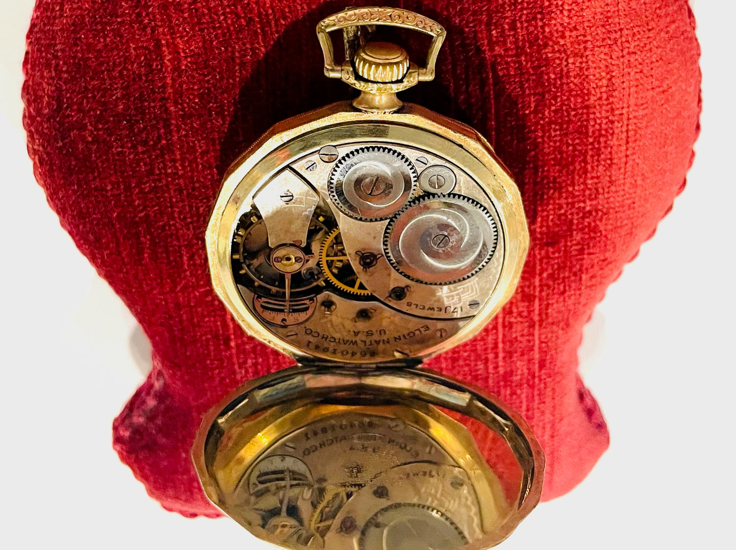 Elgin Natl Watch Co USA Gold Plated 17 Jewles Vintage Pocket Watch
