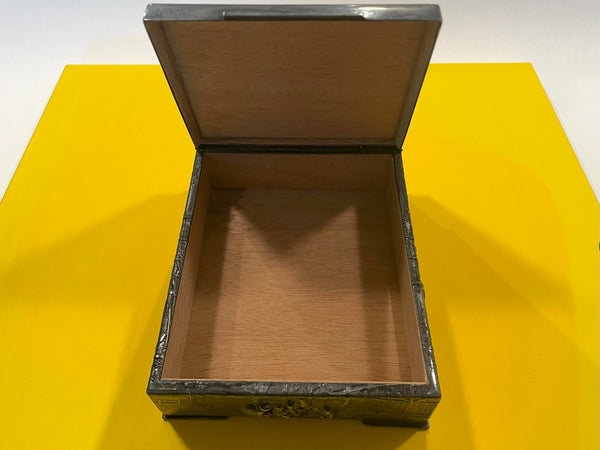 Zilpla 90 Silver Plated Figurative Humidor Tobacco Box