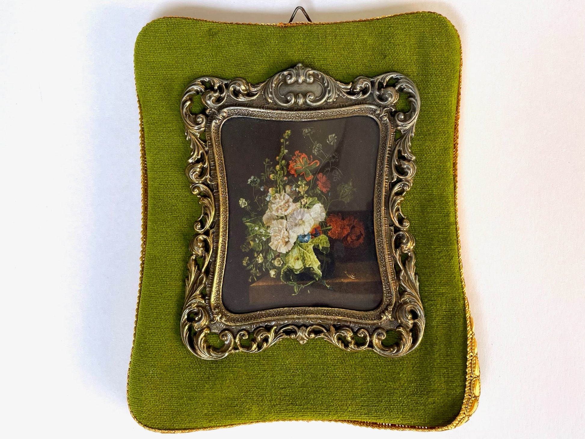 Treasure From Italy For Broadway Floral Decor