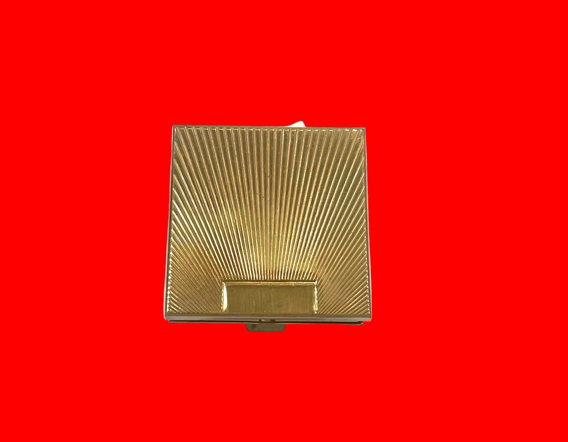 volupte usa cigarette case Lip Lock Purse & 1950's Gold And Black Moire Pu Power Of One Designs Vintage Volupte Hunt Scene Cigarette