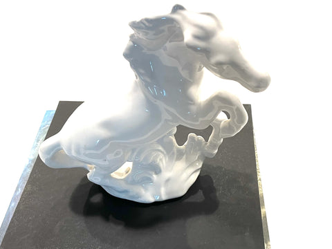 Keiser Attribute White Porcelain Horse Equestrian Wild Running Statue 