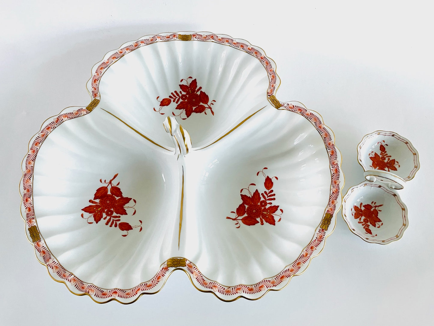 Herend Chinese Bouquet Serving Platter W Twin Open Salt Pepper