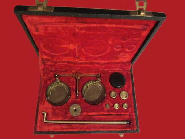 Vintage Jewelry Balance Goldsmith Measuring Scale Nested Case