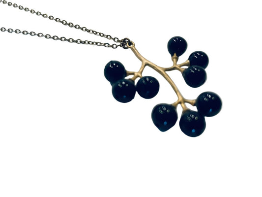 Black Glass Onyx Cluster Pendant Link Necklace