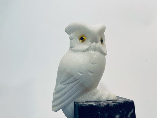 Alabaster White Owl Folk Art Statue On Black Marble Stand