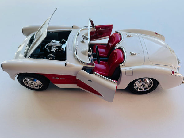 bUrago Chevrolet Corvette 1957 White Model Car Made In Italy