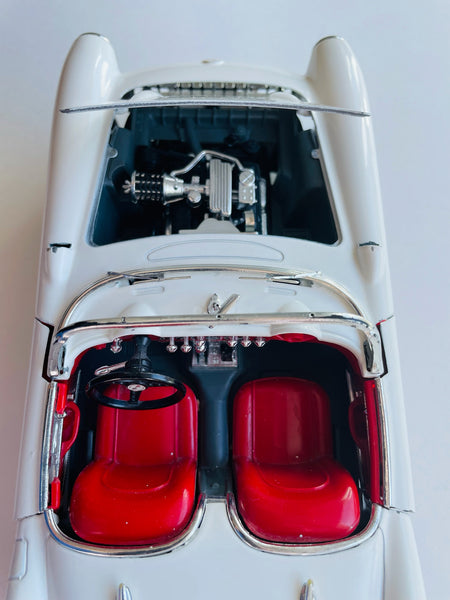 bUrago Chevrolet Corvette 1957 White Model Car Made In Italy