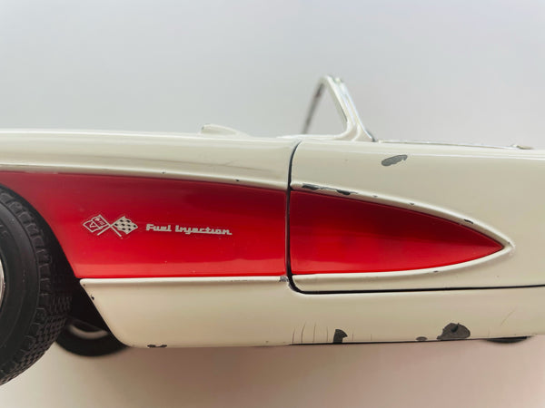 bUrago Chevrolet Corvette 1957 White Model Car Made In Italy