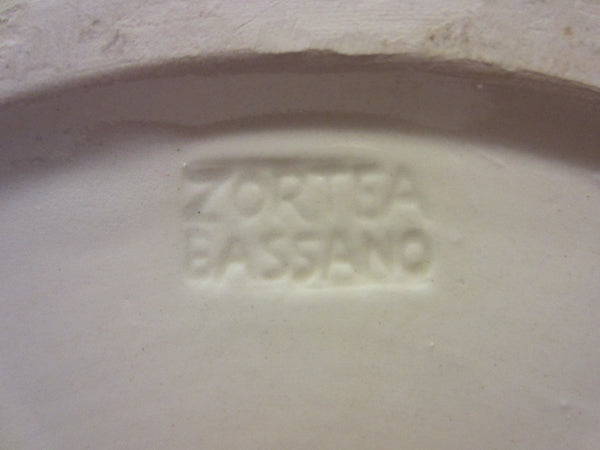 Luigi Zortea Bassano Italy Signed Ceramic Daisy Majolica Lidded Box