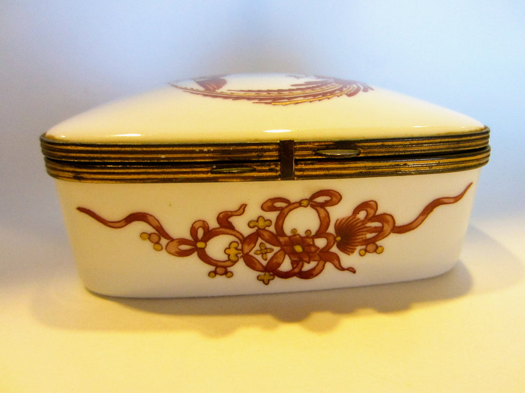 Decore A La Main Chantilly French Porcelain Box
