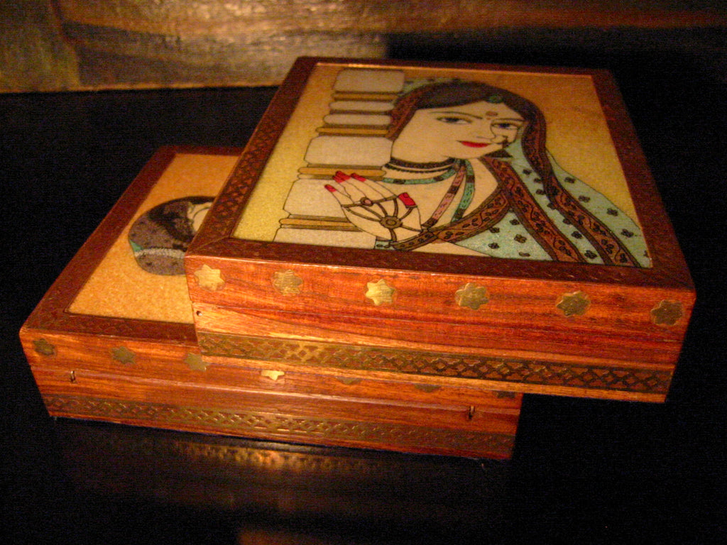 Glass Painted Portrait India Jewelry Boxes Inlaid Brass Stars