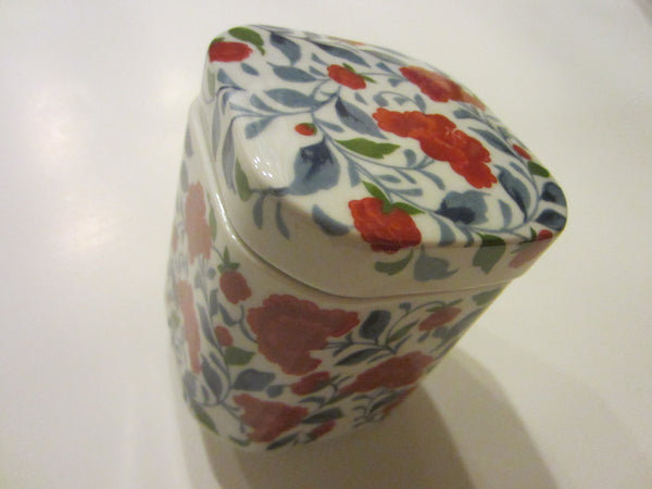 San Francisco Counterpoint Porcelain Tea Caddy Made In Japan Red Cloves