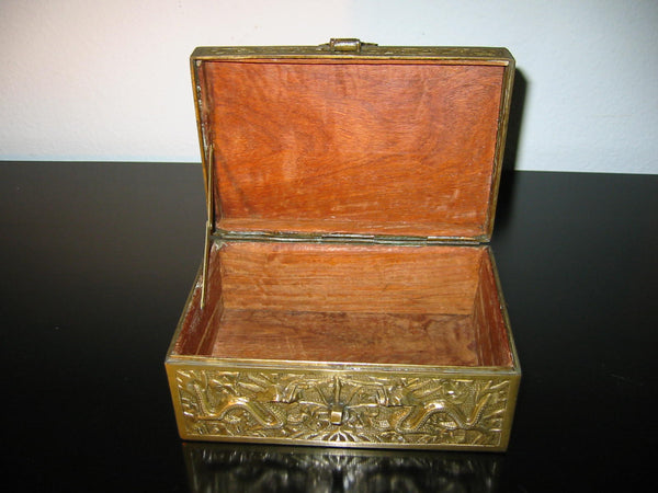 Chinese Brass Humidor Box Early 20th Century Period Flying Dragons Sandalwood Lined - Designer Unique Finds 
 - 2