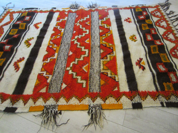 Tribal Wool Art Rug Geometric Chevron Pattern  - Designer Unique Finds 