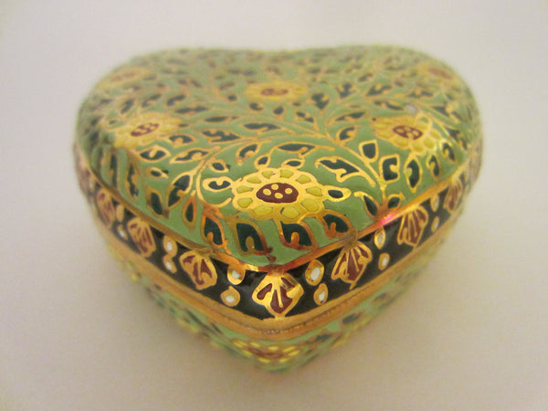 Gold Porcelain Heart Jewelry Box Narai Phand Hand Painted In Thailand Floral Enameling - Designer Unique Finds 
 - 3