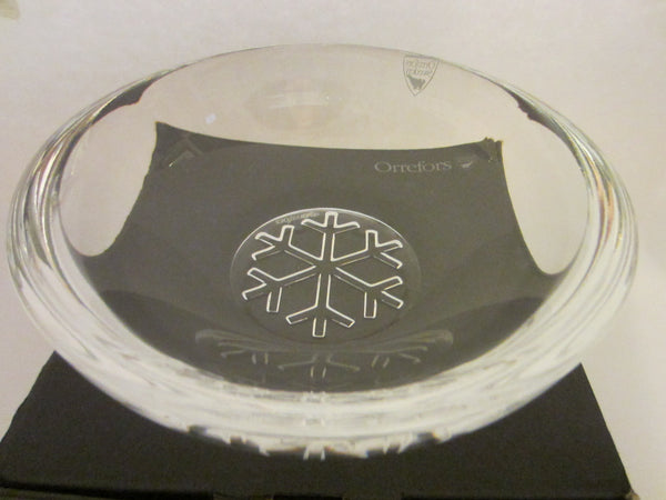 Orrefors Marrti Ryktonen Sweetie Snowflake Crystal Bowl