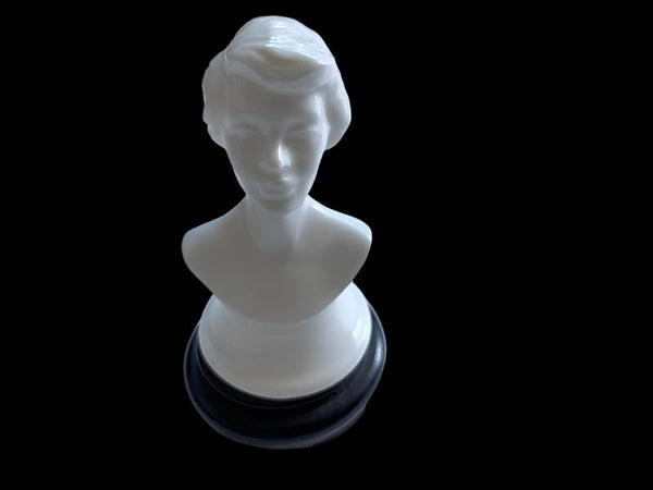 Royal Doulton England Bone China White Portrait Miniature Bust