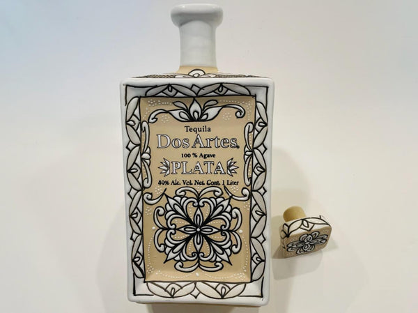 Dos Artes Plata Hand Decorated Ceramic Floral Enameling Decanter