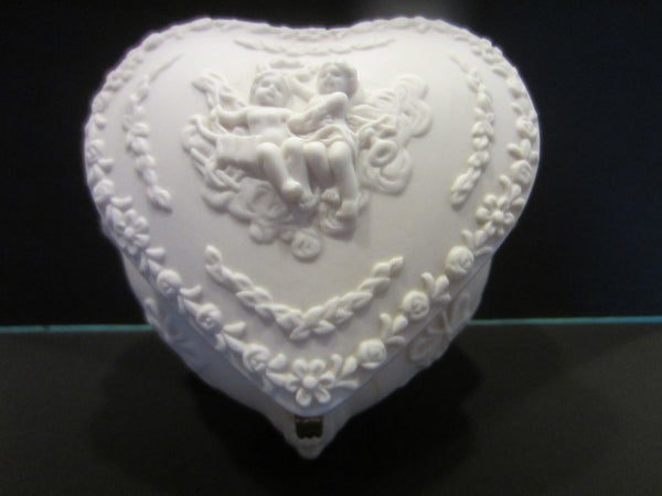 White Majolica Angels Ceramic Heart Shape Jewelry Box