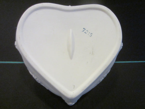 Majolica Figures Putti White Ceramic Heart Shape Jewelry Box Brass Hardware - Designer Unique Finds 