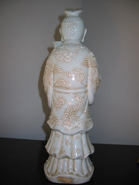 Asian Ceramic Sculpture White Enamel Beading Signed In Etch And Labeled - Designer Unique Finds 
 - 6