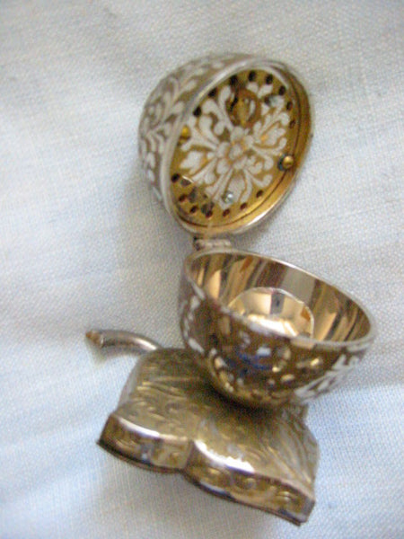 Swedish Rhapsody Musical Silver Jewelry Box Floral Egg - Designer Unique Finds 
 - 8